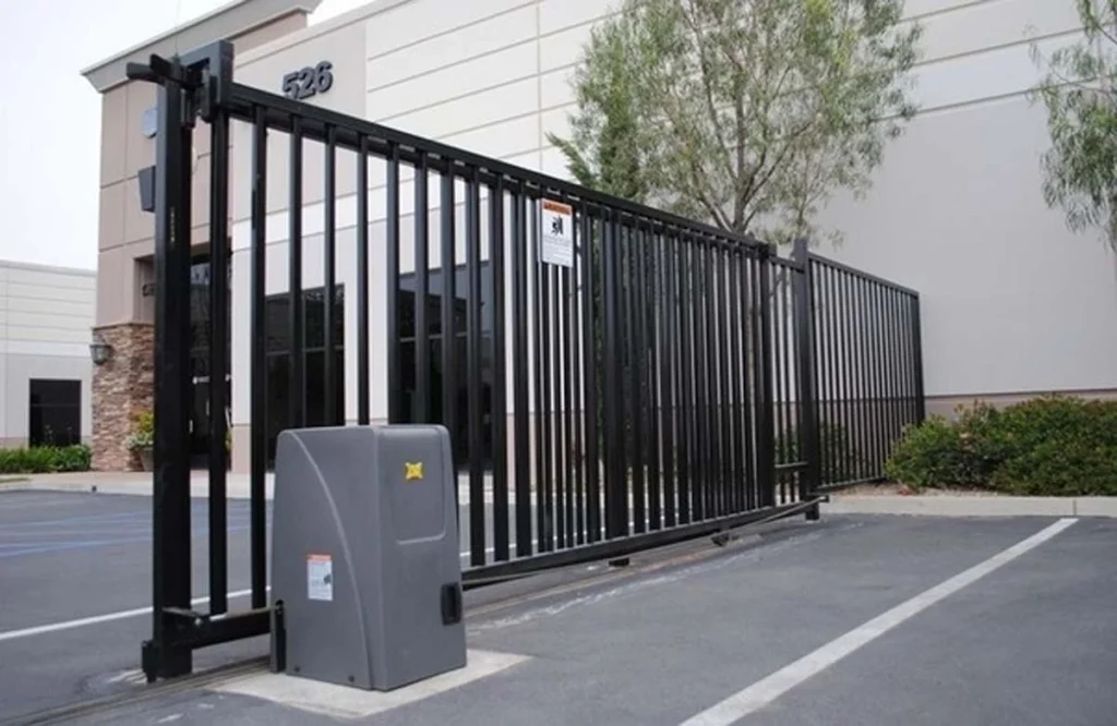 Austin business owners—understand the difference between gate repair and routine maintenance to avoid costly breakdowns and ensure smooth operation.