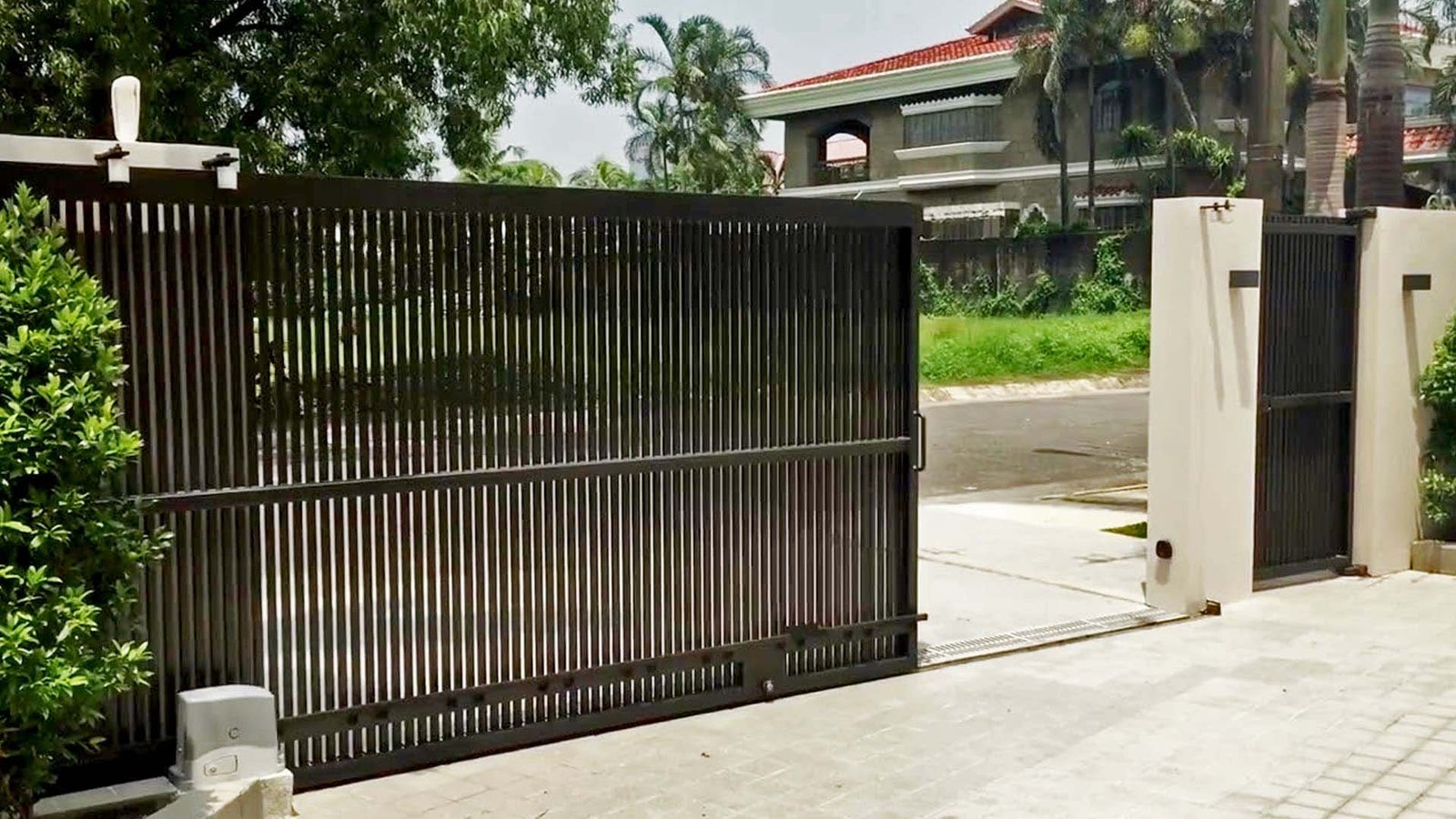 Sliding gate repair in Bee Cave, TX