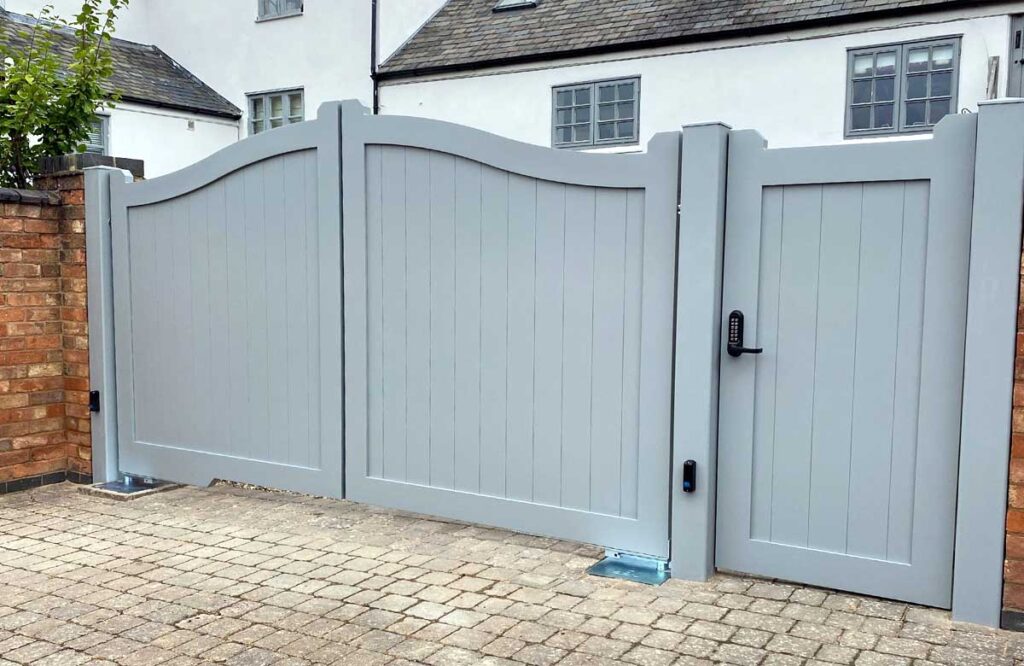 Modern Driveway Gate Repair Services